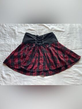 Hot Topic Red Black Plaid Lace Up Mini Skirt Small Skater Punk Goth Grunge Rave